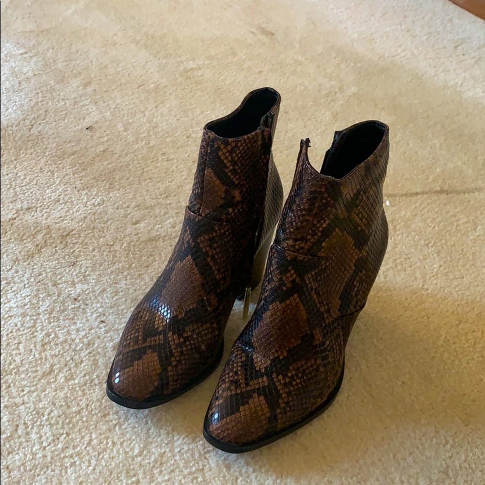 Zara heeled animal print ankle boots